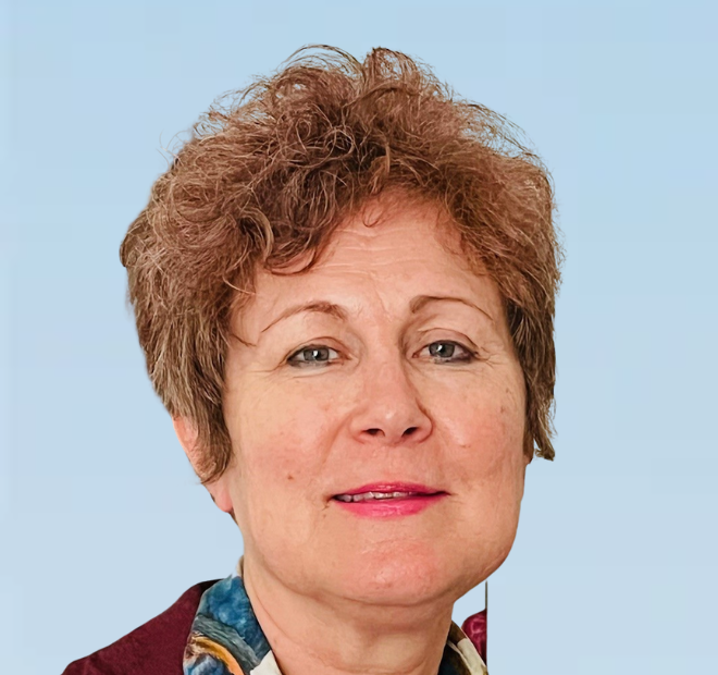 Headshot of Monica Richter